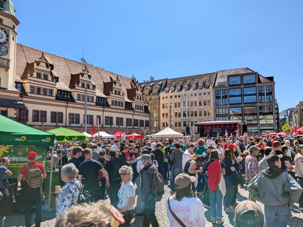 Omas gegen Rechts Leipzig tweet media