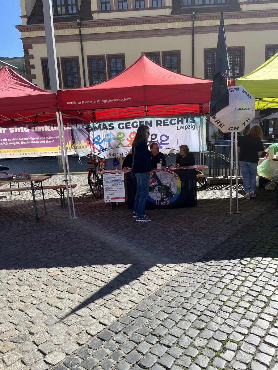 Omas gegen Rechts Leipzig tweet media