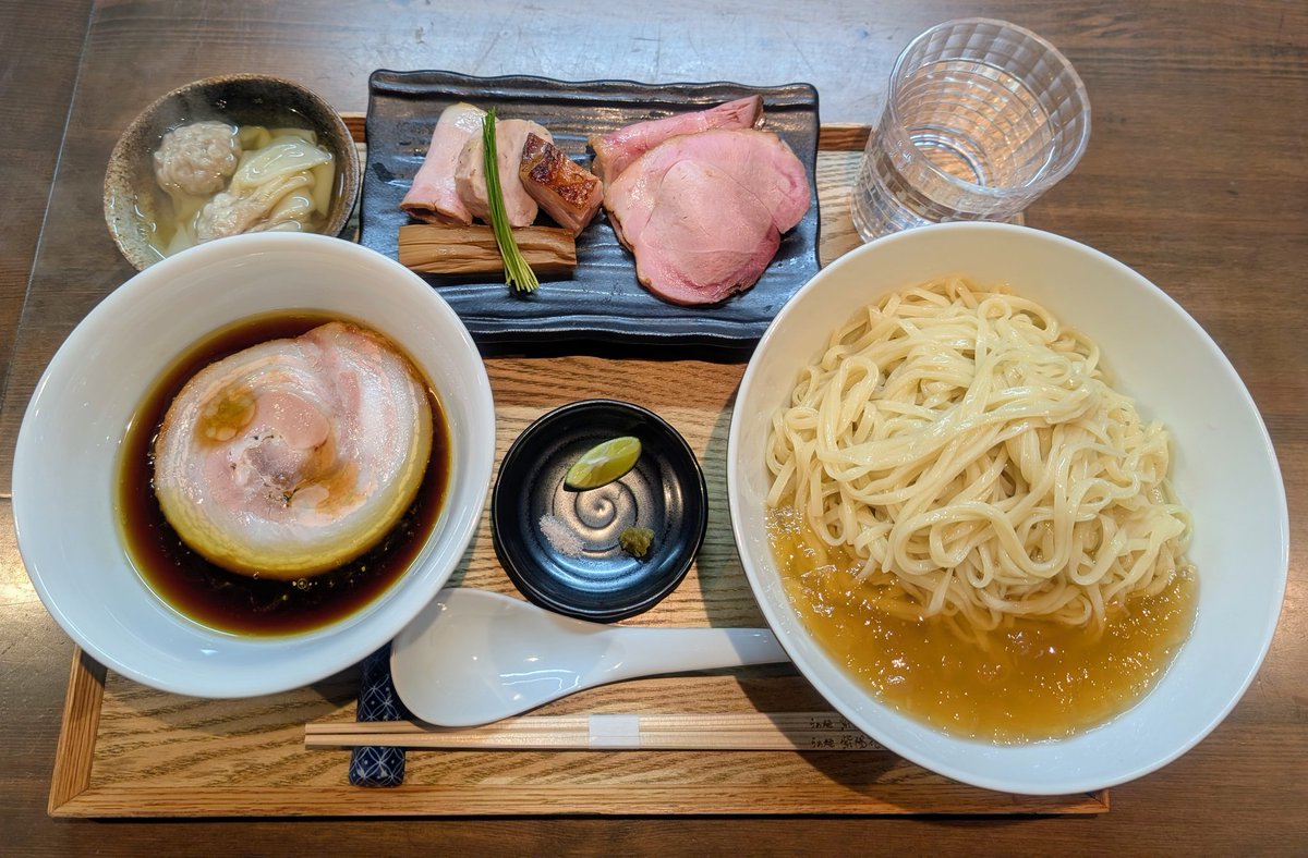 CHANK0MA's tweet photo. らぁ麺紫陽花（名古屋市中川区）
つけ麺 大盛 特製化 https://t.co/qFRhEvBo4p