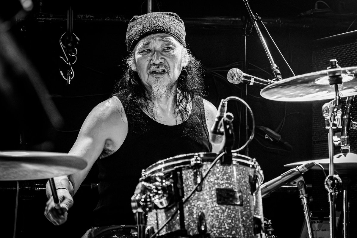 basswolfgotz's tweet photo. thank you!!!🐺🔥

5/1(fri)
高円寺SHOWBOAT
@showboat_1993

【OTONIGHT】
出演 ：
Heavy Waltz / コバントールゴッツ / NICKEY &amp; CROSS
-DJ- ISHIKAWA

📷by @ARBKIDS https://t.co/aL5yfDRNwG