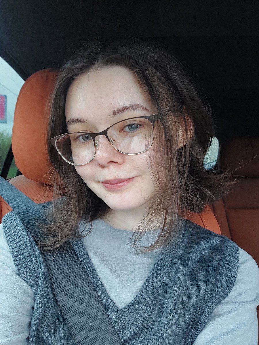 Картошечка с волосами 🩵🧣 tweet media