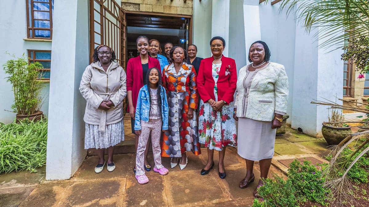 Mama Taifa, accompanied by CS Hanna Cheptumo and Hon. Rebecca Tonkei, visited Nayianoi Ntutu Ngeno, the widow of the late Hon. Ngong Ngeno, at her home in Karen, Nairobi.