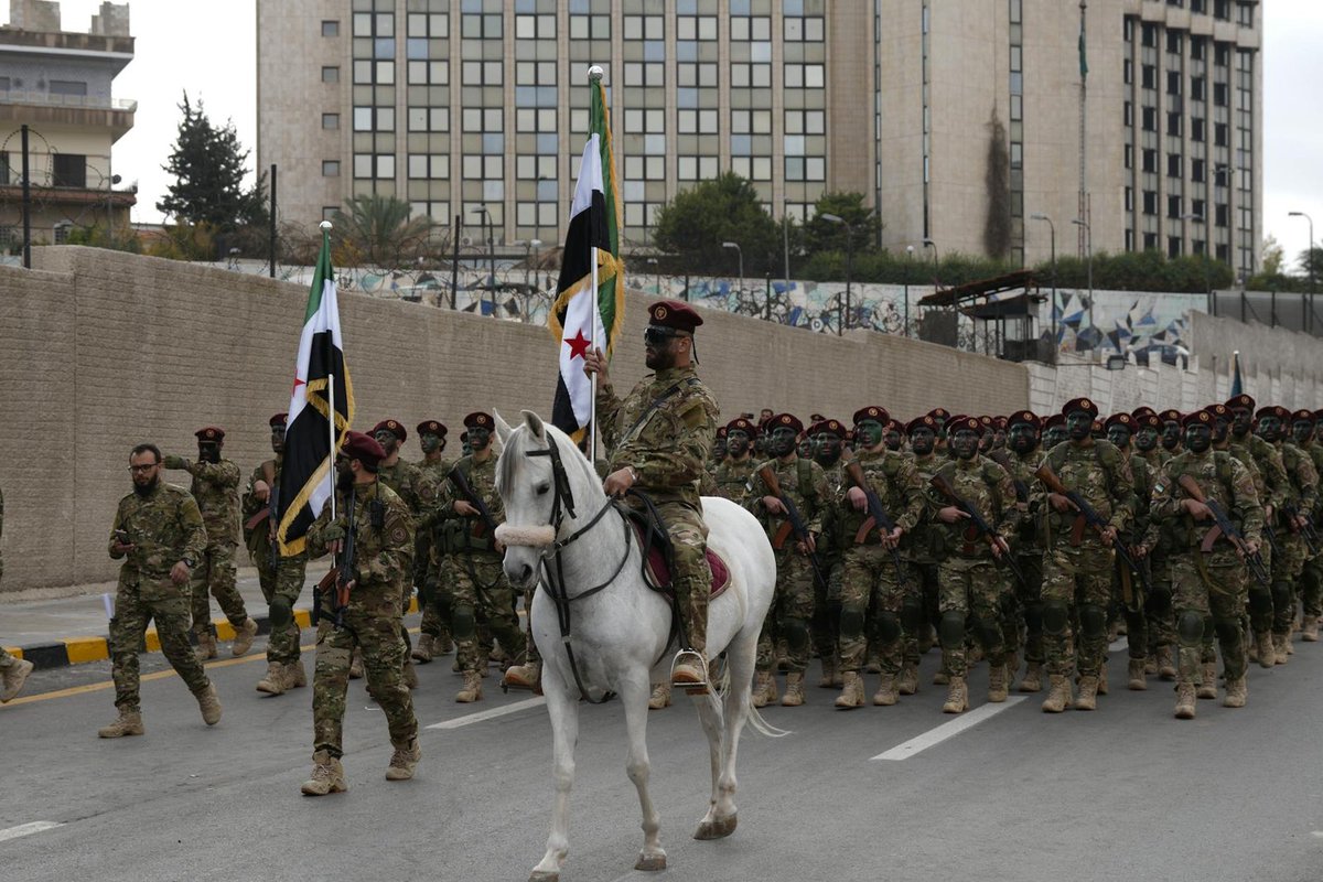 AfricTelegraph's tweet image. Vingt ans après la résolution de l'ONU, l'armée libanaise peine toujours à s'imposer au Sud. Pourquoi cette mission semble-t-elle impossible ? #Afrique #MoyenOrient #ArmeeLibanaise #Finul #Hezbollah africtelegraph.com/blog/liban-pou…