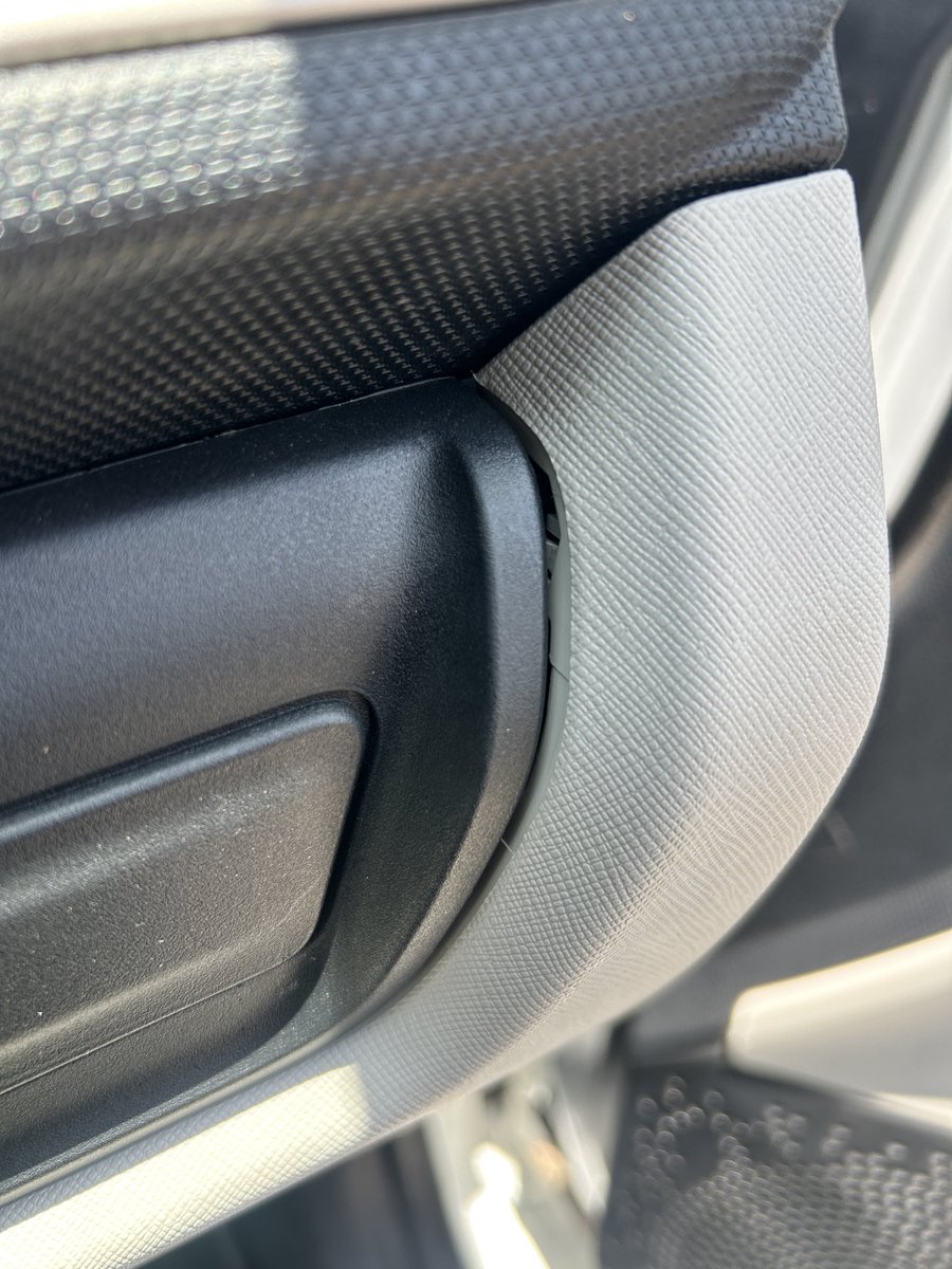 vijaykn04's tweet photo. @TataMotors @TataCompanies @tata_cars given vehicle to resolve panel gap issue and ended up with additional panel gaps and scratches https://t.co/pqESFc47Ms