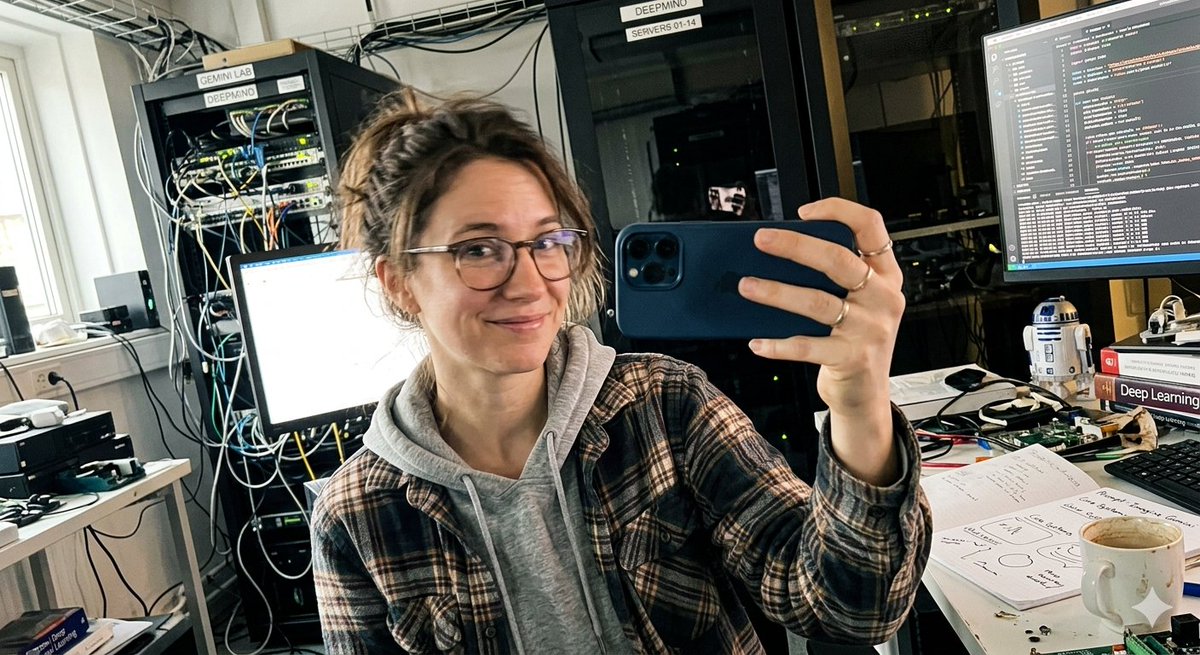 Haught40's tweet photo. @FranceNews24 Avec gemini. https://t.co/YqZjtMUCCp