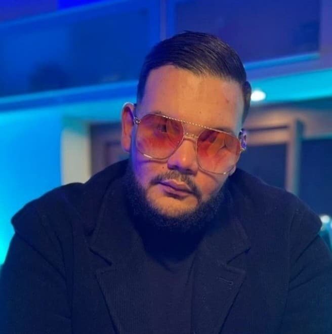 twitosboy's tweet photo. @LeMeltingPot @RsaTeddyboy @Le_Bracq Beaucoup de tension difficile a contenir dans ce live, mais dirigé de façon subtile et ingénieuse par @LeMeltingPot bravo. https://t.co/CLWxNdt4Rr