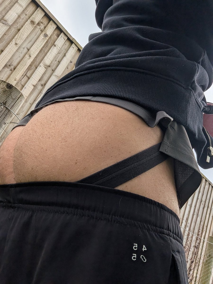 AltBass's tweet photo. Who fancies a walk? https://t.co/yfRLoXKzi6