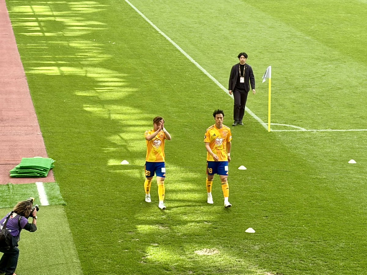 試合後に来てくれましたよ👍🏼

#髙田椋汰
#梅木翼