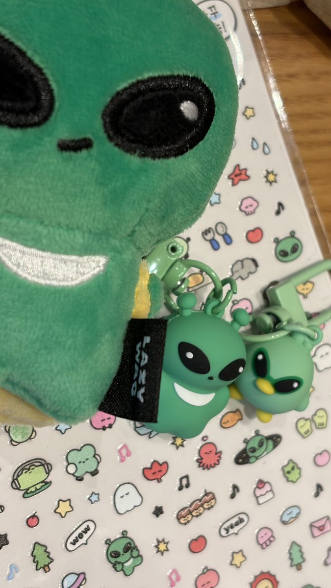 왹