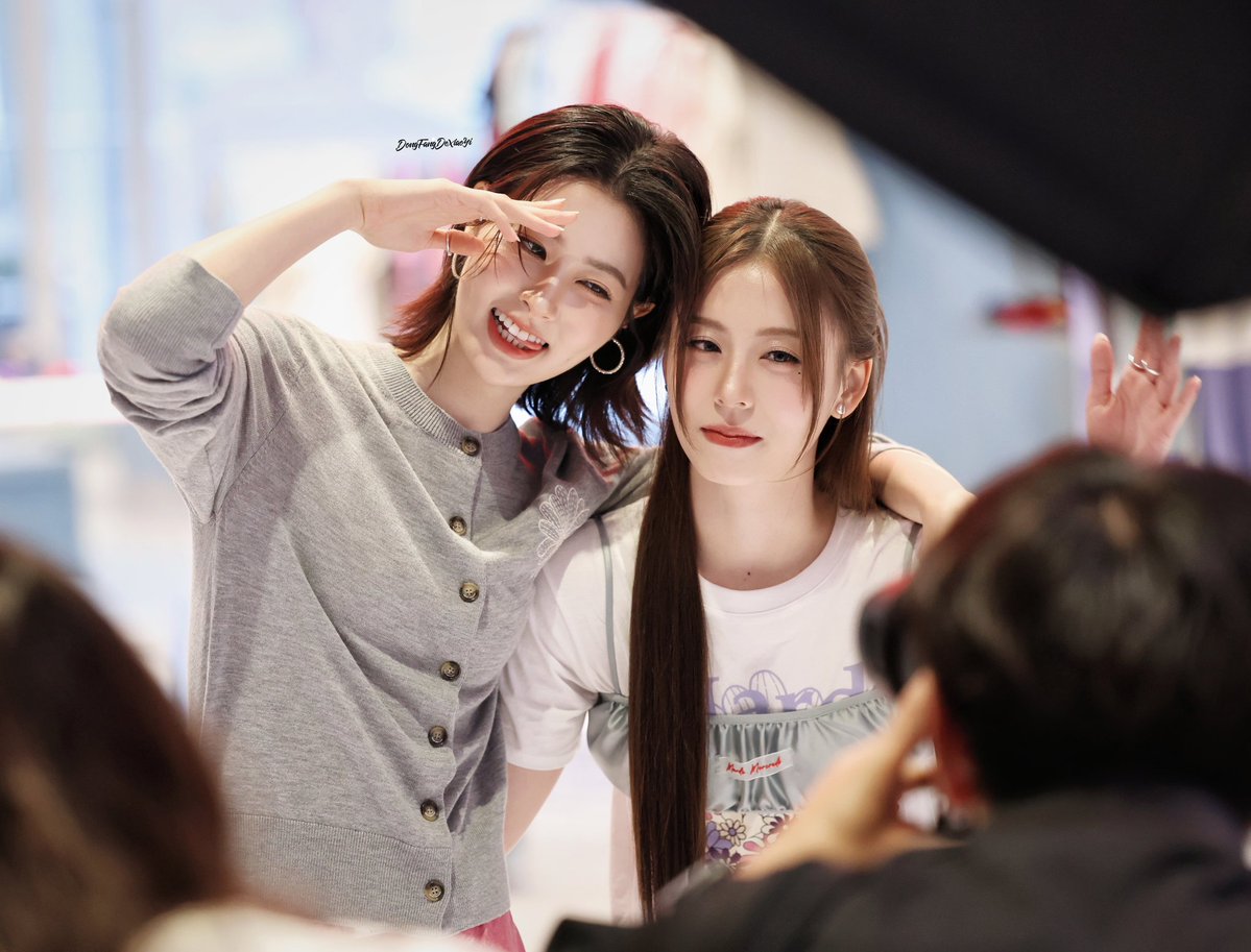 DongFangDeXiaoYi tweet media