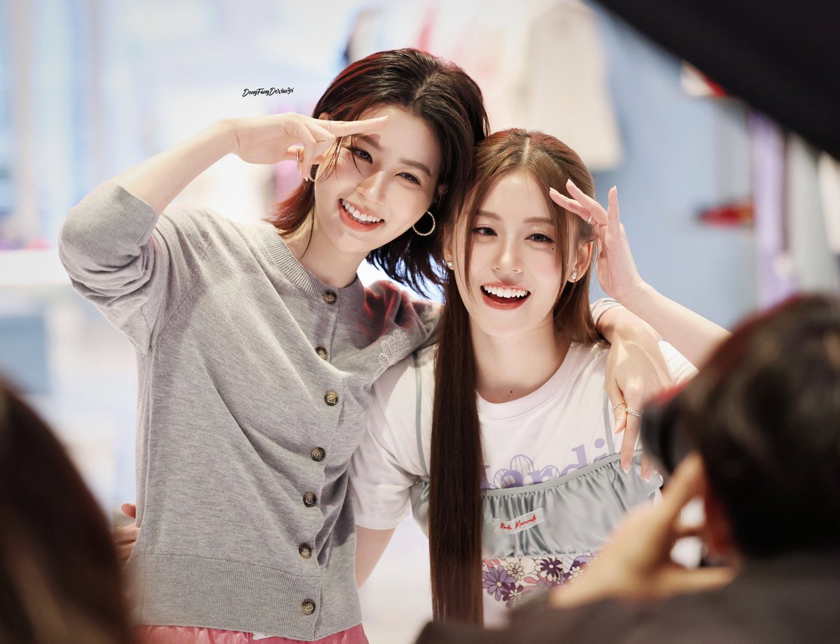 DongFangDeXiaoYi tweet media