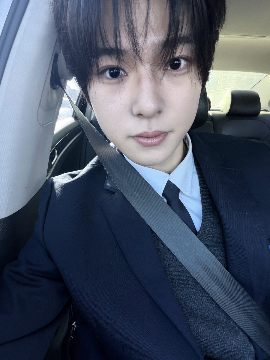 [#김리우]

오늘두 파이튕!!