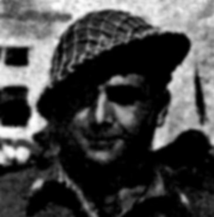 ANPIRomaPosti's tweet photo. Comandante della 3ª Comp.del 21º Regg. Fant., #LuigiGiorgi combatté nella zona di #Comacchio alla destra dell'VIII Armata britannica.Caduto in combattimento il #7maggio 1944 a #Ferrara, fu l'unico #patriota della guerra di #Liberazione ad essere insignito di 2 medaglie d'oro. https://t.co/zB9UZI44Xh