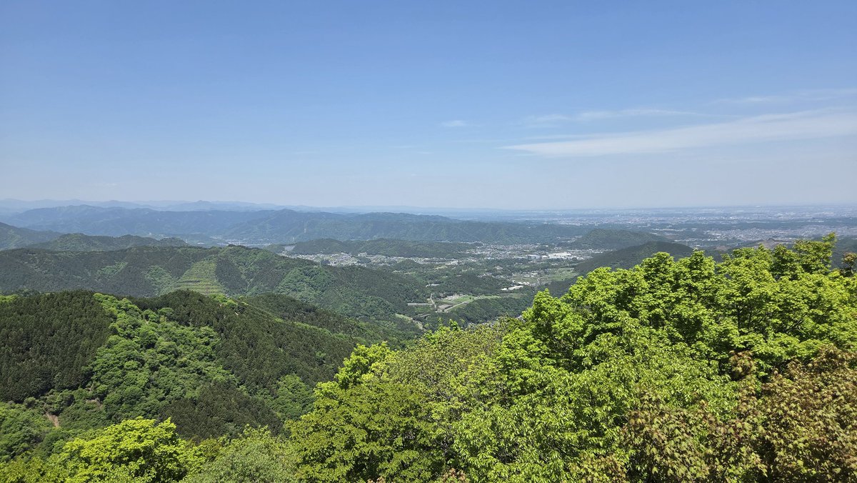 kuls_knowledge's tweet photo. 春の晴れ間に山や牧場をブラブラと。 https://t.co/BPCgMsIWKZ