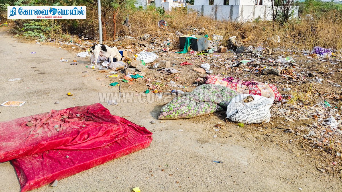 CovaiMail's tweet image. கோவை சரவணம்பட்டி – துடியலூர் சாலையில், மான்செஸ்டர் பள்ளியை நோக்கி செல்லக்கூடிய சாலை  அருகில் குப்பைகள் முறையாக அகற்றப்படாமல் சாலை முழுவதும் சிதறிக் கிடக்கின்றன. சுத்தமான சூழலை ஏற்படுத்துமாறு அப்பகுதி மக்கள் கோரிக்கை வைத்துள்ளனர்.
#TheCovaiMail #covai #garbage #Corporation