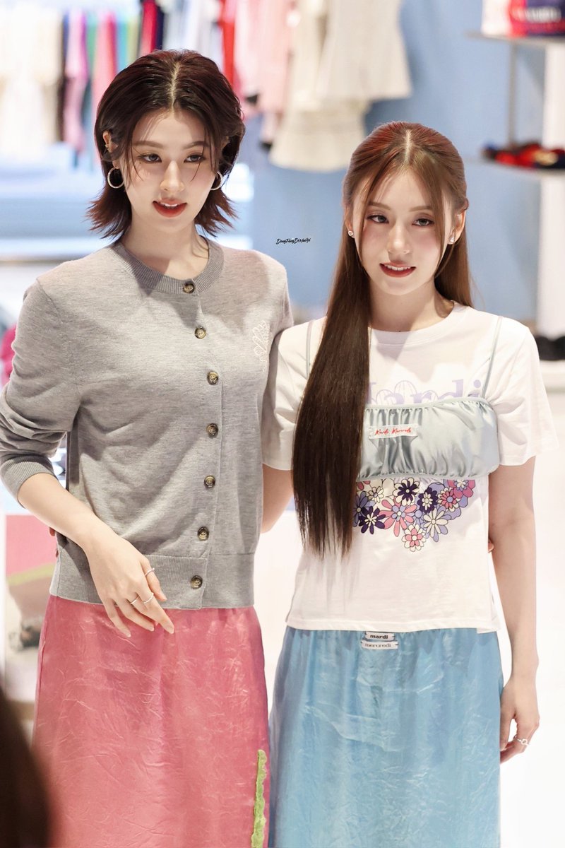 DongFangDeXiaoYi tweet media