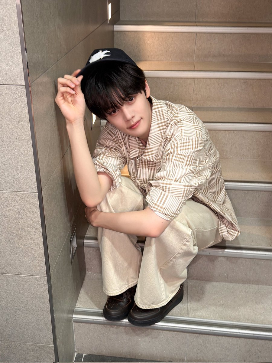 로베 tweet media