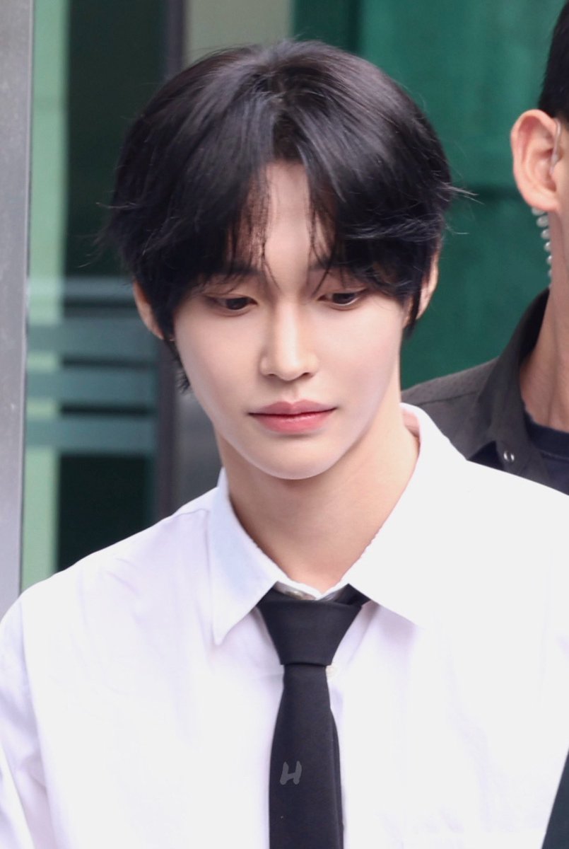 잔 tweet media