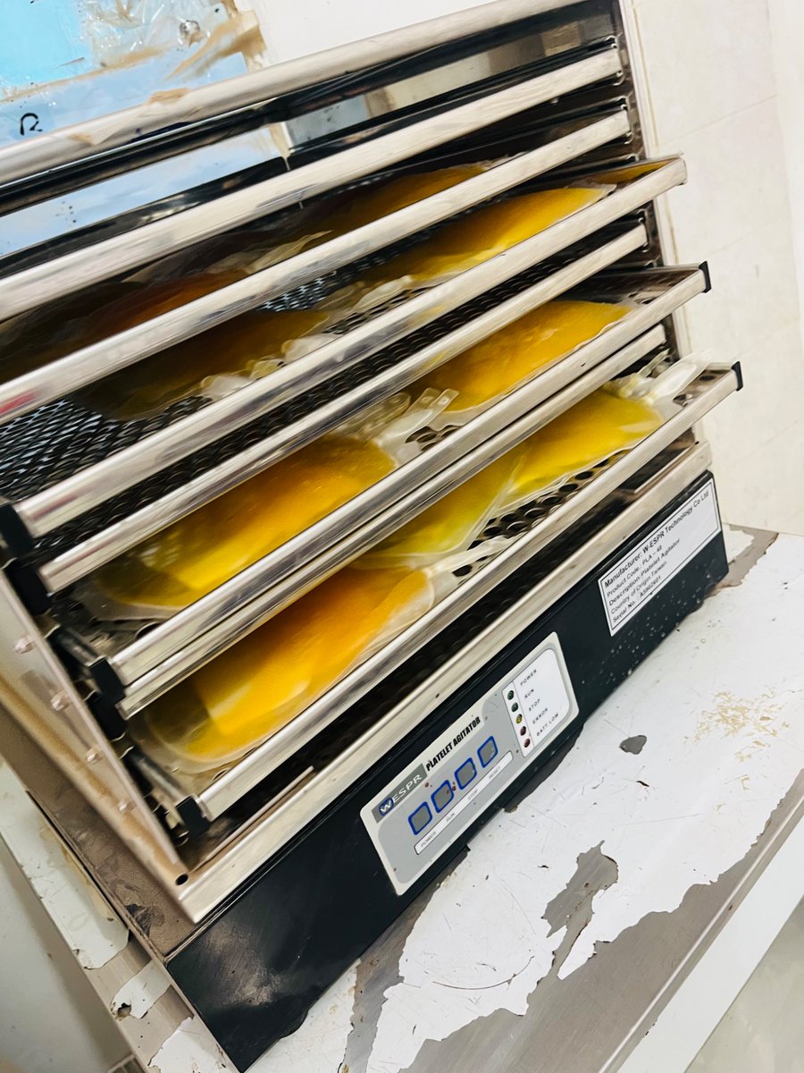 MeshkatMeskin's tweet photo. Blood bank🤩❤️🩸 https://t.co/9mFosEkiW2