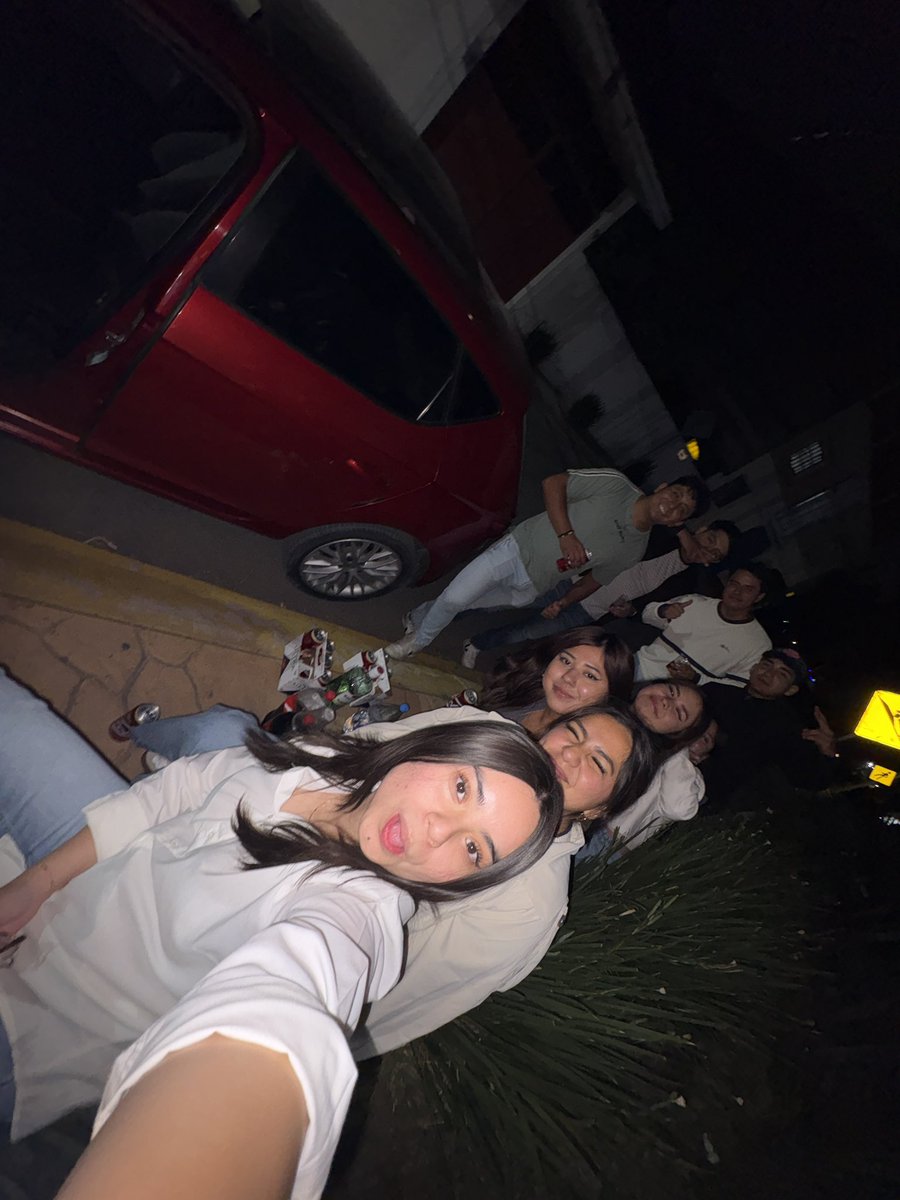 fernandaaa tweet media