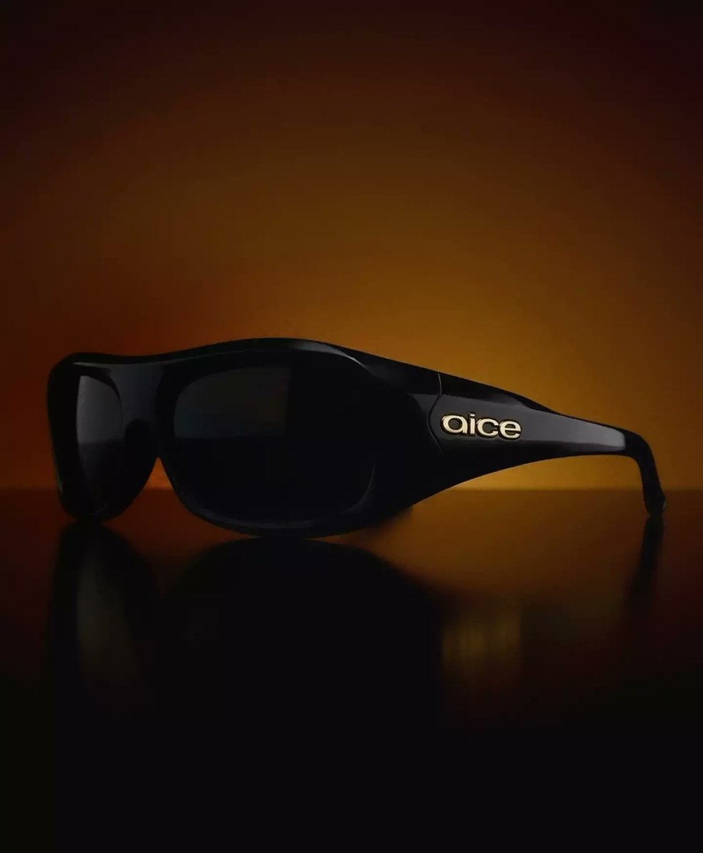 aiceprime's tweet photo. Seeing things differently - aice https://t.co/NGDfPC65u9