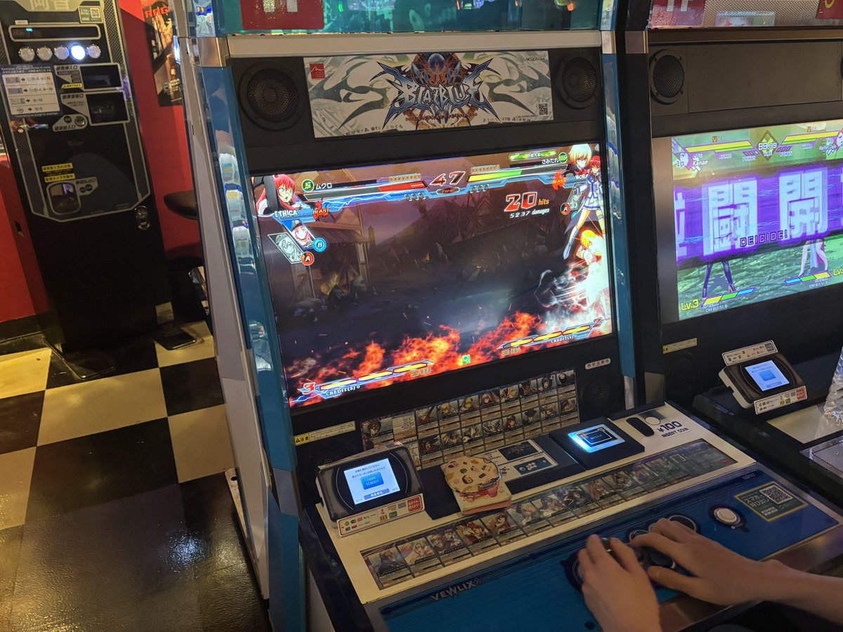 iwa_anna's tweet photo. 新宿スポランでニトブラ中！ https://t.co/bRYPurOTAv