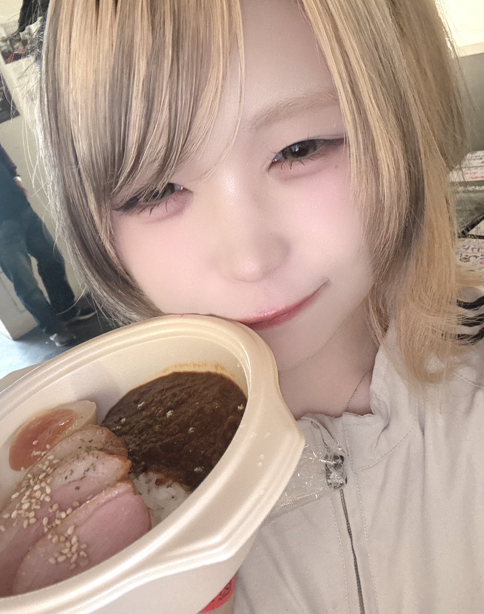 御子神シズク＠BBTS tweet media