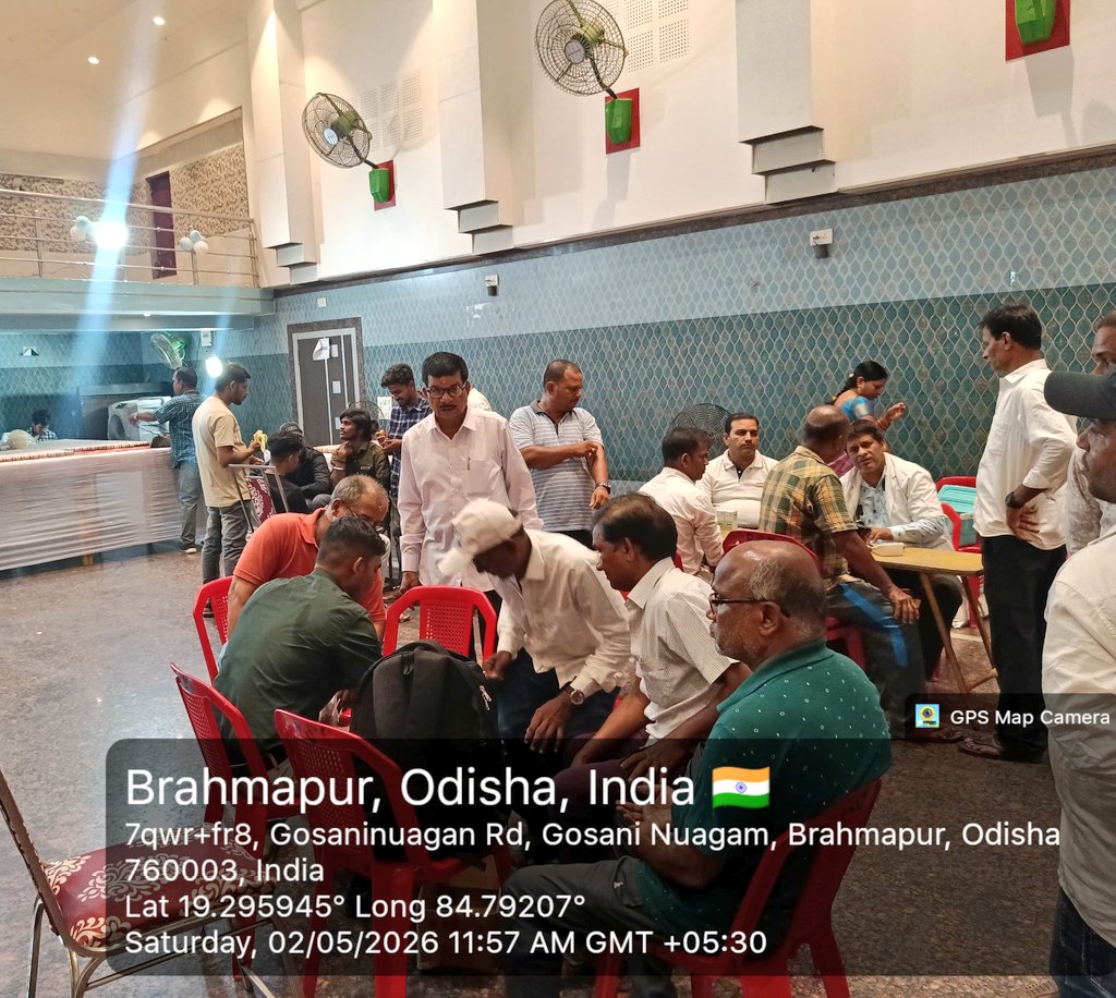 RKanhar26715's tweet image. Integrated Health Screening Camp at Gosaninugaon, Berhampur, Ganjam.
Screening for TB, HIV, Syphilis, HBV, HCV, along with Eye check-up &amp;amp; Sputum collection conducted.
Promoting early detection &amp;amp; healthier communities.
#TBMuktBharat #Ganjam #HealthForAll #EndTB 
@TbDivision