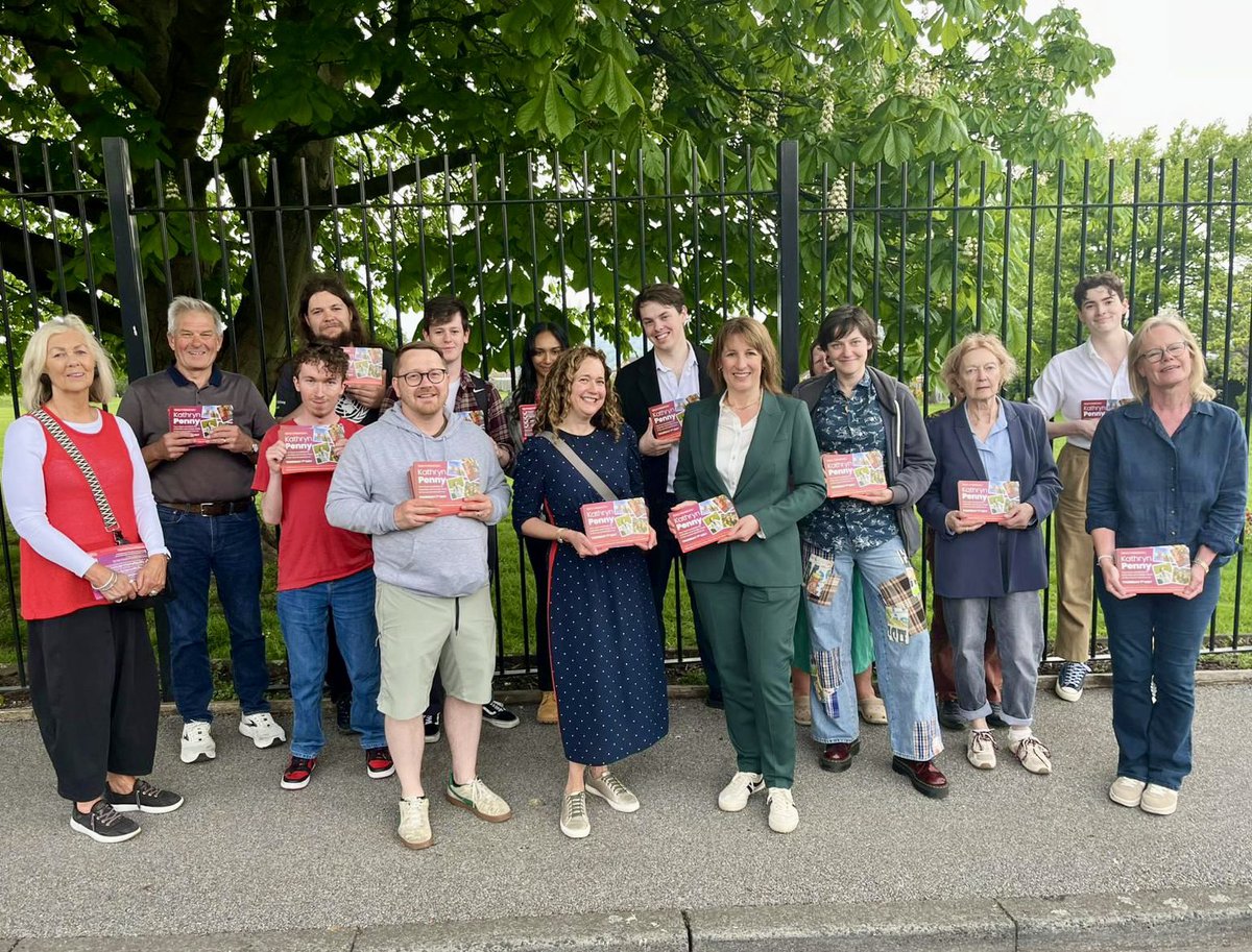 Rachel Reeves for Leeds West and Pudsey tweet media
