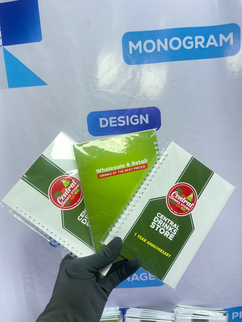 folanimprint's tweet image. SOUVENIR JOTTERS

Keep your brand in every meeting, every note, every decision.
MOQ: 100pcs

Order now
📧 folanimprint@gmail.com
📱 09076376746

#folanimprint #jotter #notepad #b2b instagr.am/p/DX1BSM4gugv/