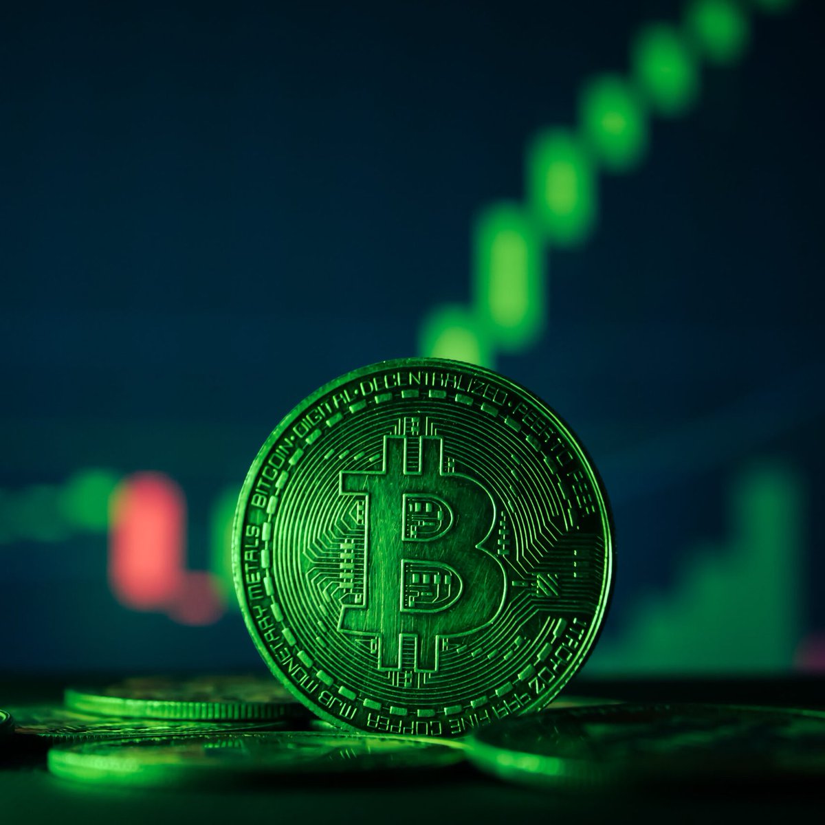 🚨BITCOIN JUST ERASED MOST OF THE IRAN WAR CRASH

Bitcoin ended April up +11.87%, reversing most of the brutal February crash triggered by the Iran conflict.

$BTC is now back near its highest level since early February, after bouncing from the $60K–$70K danger zone.

Will