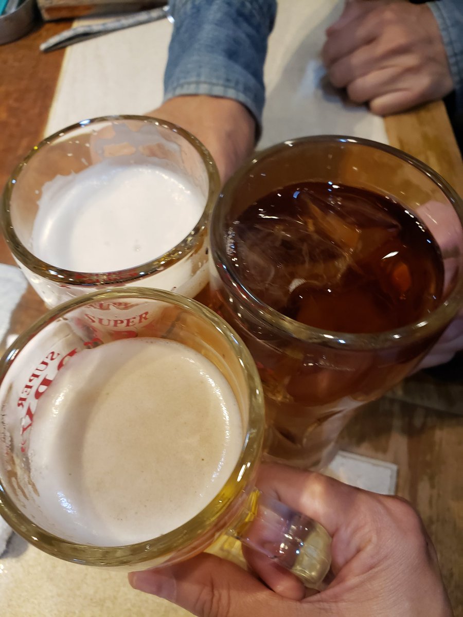 HaruM23c's tweet photo. カンパイ🍻 https://t.co/pZ8kJ8MDTO