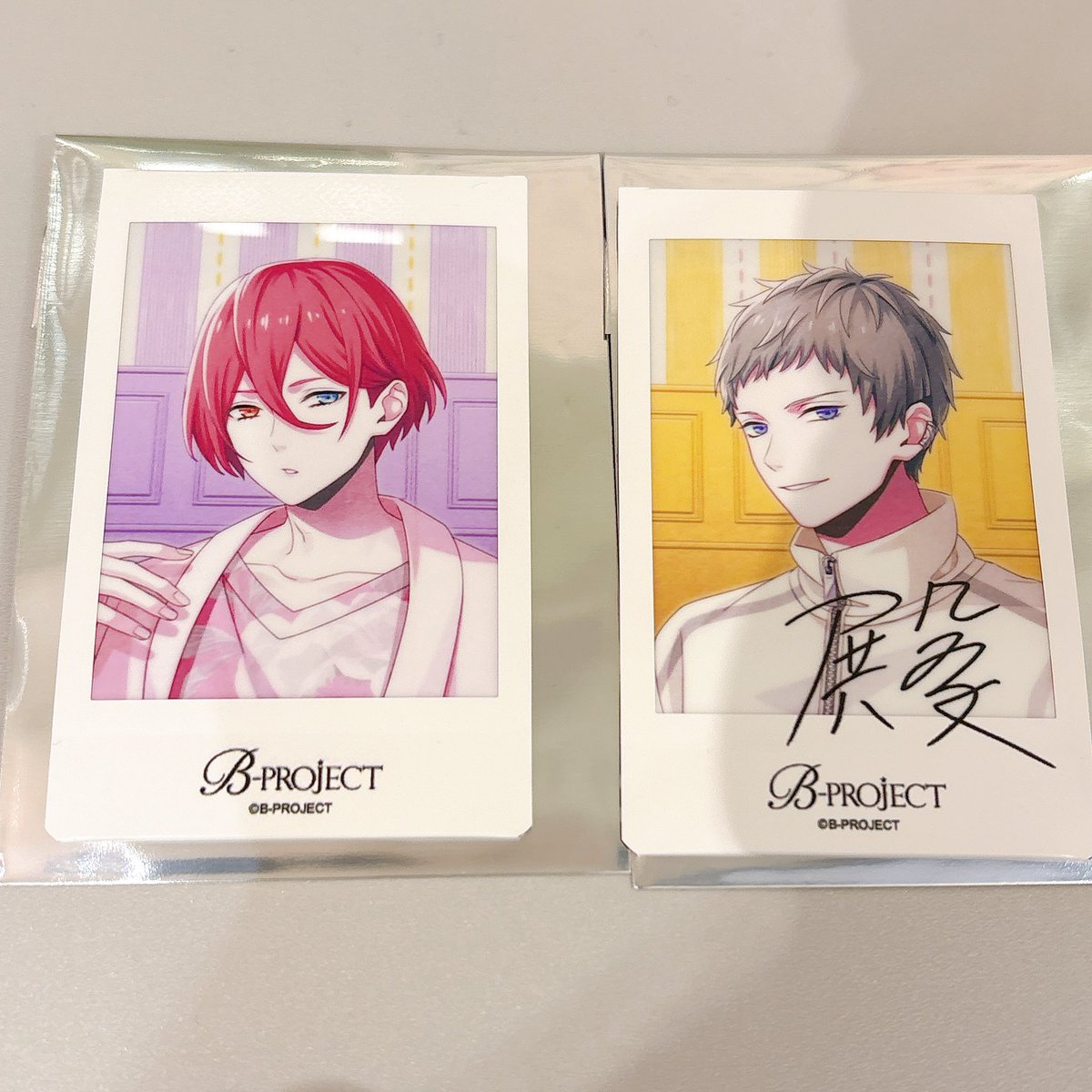 maaaasss22's tweet photo. 【交換】B-project Bプロ ポプアPrivate Room  チェキ　サイン

譲: ノーマル 音済 サイン 殿

求: ノーマル 増長 or 不動 
      サイン 増長

本日、5/5新宿手渡しまたは後日都内手渡し可能です。検索よりもお気軽にお声かけ下さい https://t.co/rCDtK3hWOz