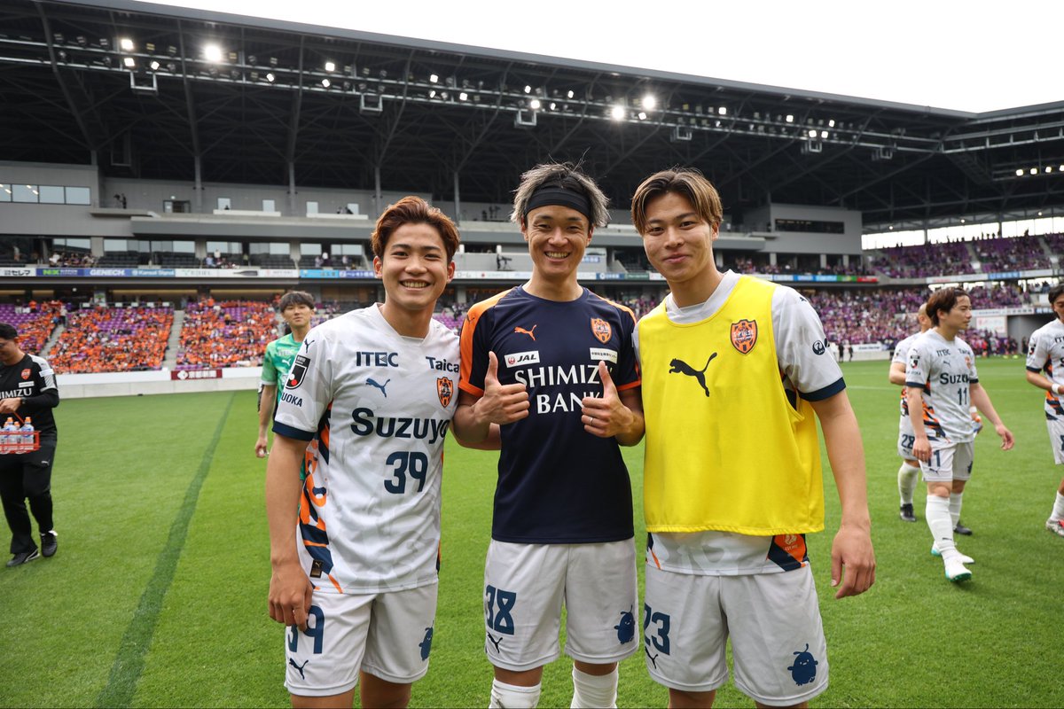 spulse_official's tweet photo. 🔶🔸#0502vs京都 😊𝙎𝙈𝙄𝙇𝙀🔸🔶
勝利!!! #spulse #ONEFAMILY https://t.co/iCkmSCHSol