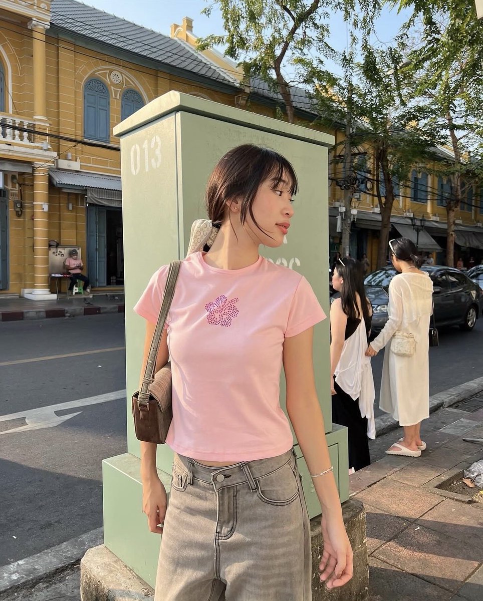 buttxerr's tweet photo. 🍓totally.goody ตำหนิเพชรหลุดตามภาพขอคนรับได้ 200฿รวมส่งแฟลช (from390฿+)

#totallygoody #totallygoodyส่งต่อ #ส่งต่อเสื้อผ้ามือสอง #ส่งต่อสภาพนางฟ้า #duexstudio #duexstudioมือสอง #duexstudioส่งต่อ #mergeofficialส่งต่อ #mergeofficial #mergeofficialมือสอง #mergeส่งต่อ #เสื้อมือสอง https://t.co/WXRxkm8Ldk