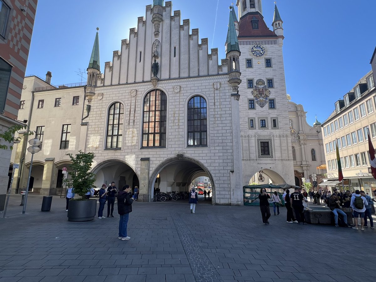 st_ev_e's tweet photo. @pubester @RockcliffeFiles @OllyverTweet @KcarlingK in Munich for the #frühlingsfest but am guessing by the amount of shirts and stuff it’s also bayerns title party https://t.co/i7B9Oo55R1