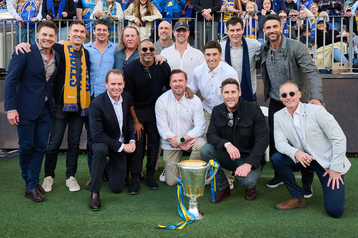 WestCoastEagles's tweet image. The crew.