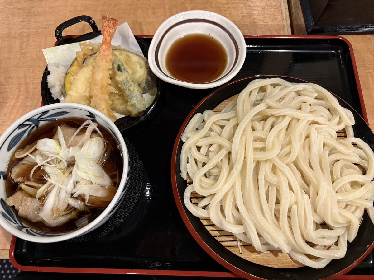 8rich_8022's tweet photo. 肉つけ汁天ぷら！ https://t.co/pOkHQhnBnK