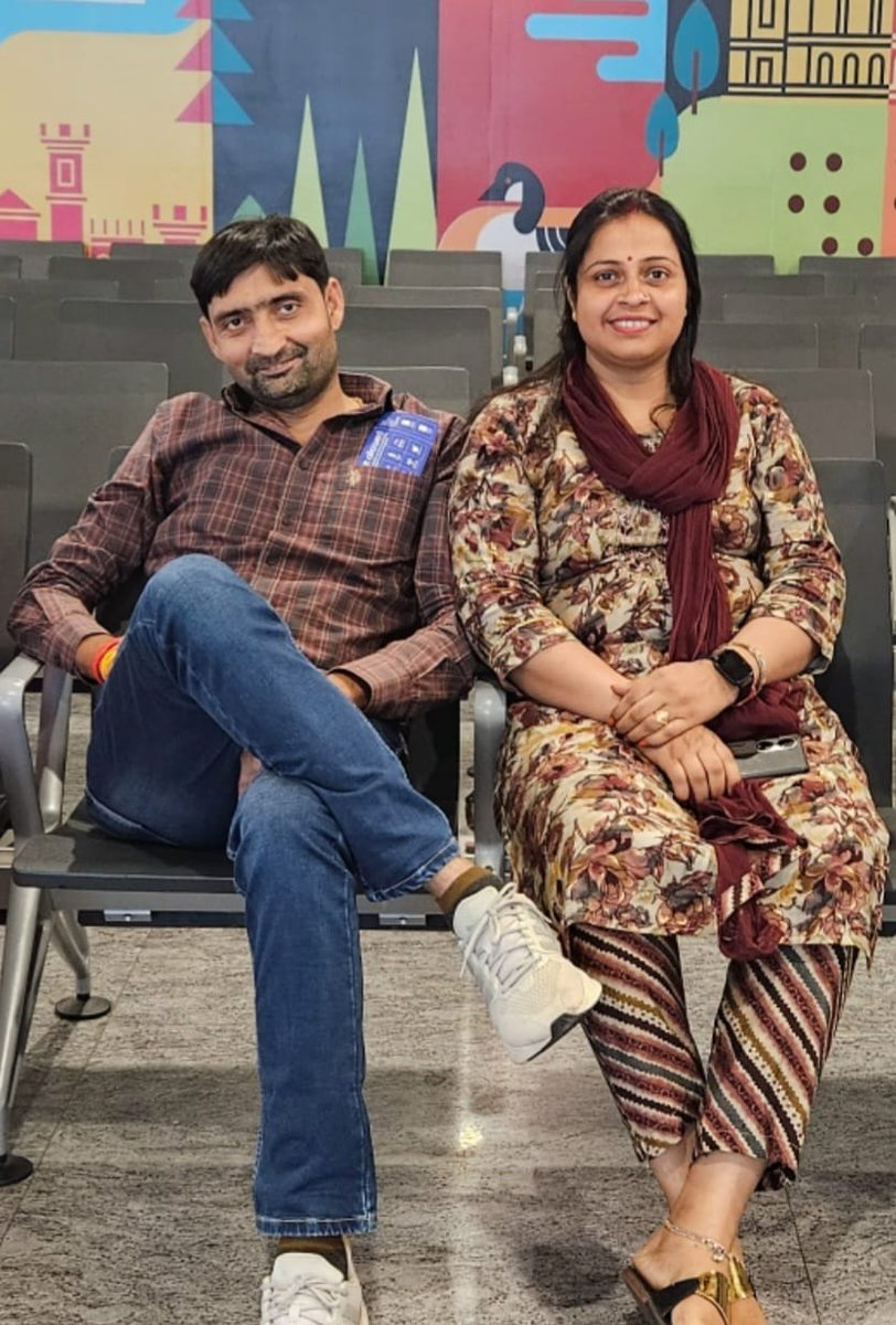 प्रदेश सचिव युवा राष्ट्रीय लोक दल उत्तर प्रदेश आदरणीय विवेक चतुर्वेदी जी व भाभी जी को वैवाहिक वर्षगांठ की बहुत-बहुत बधाई एवं शुभकामनाएं💐
🙏🙏🙏🙏