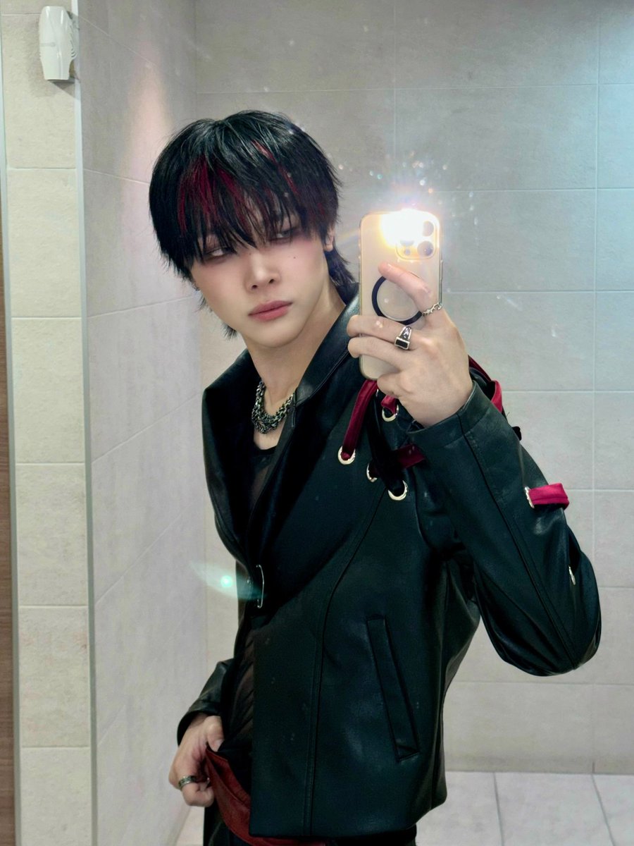 nichoxwang's tweet photo. https://t.co/1IPbxxe2KF