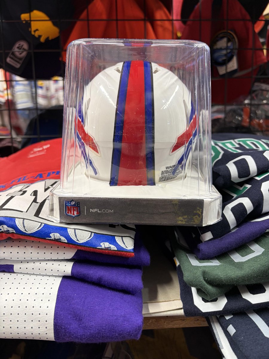WEARBANKS's tweet image. #NFL レボスピ ミニヘルメットの #BuffaloBills 再入荷‼️現在.玄関ドアが施錠されている時は休憩中.外出中.営業時間外です🙏ご来店をご希望の方は必ず事前にご確認下さい🙏12時頃-18時頃営業🙏15時頃-16時頃休憩⚠4/23~5/6まで無休営業します‼️
#NFLグッズ #NFLショップ #BuffaloBills #BillsMafia