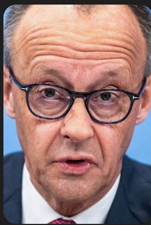 RosemarieWeisb1's tweet photo. Dein KANZLER ❓️

JA - ❤️
NEIN - 😫 https://t.co/N4iLxEr11P