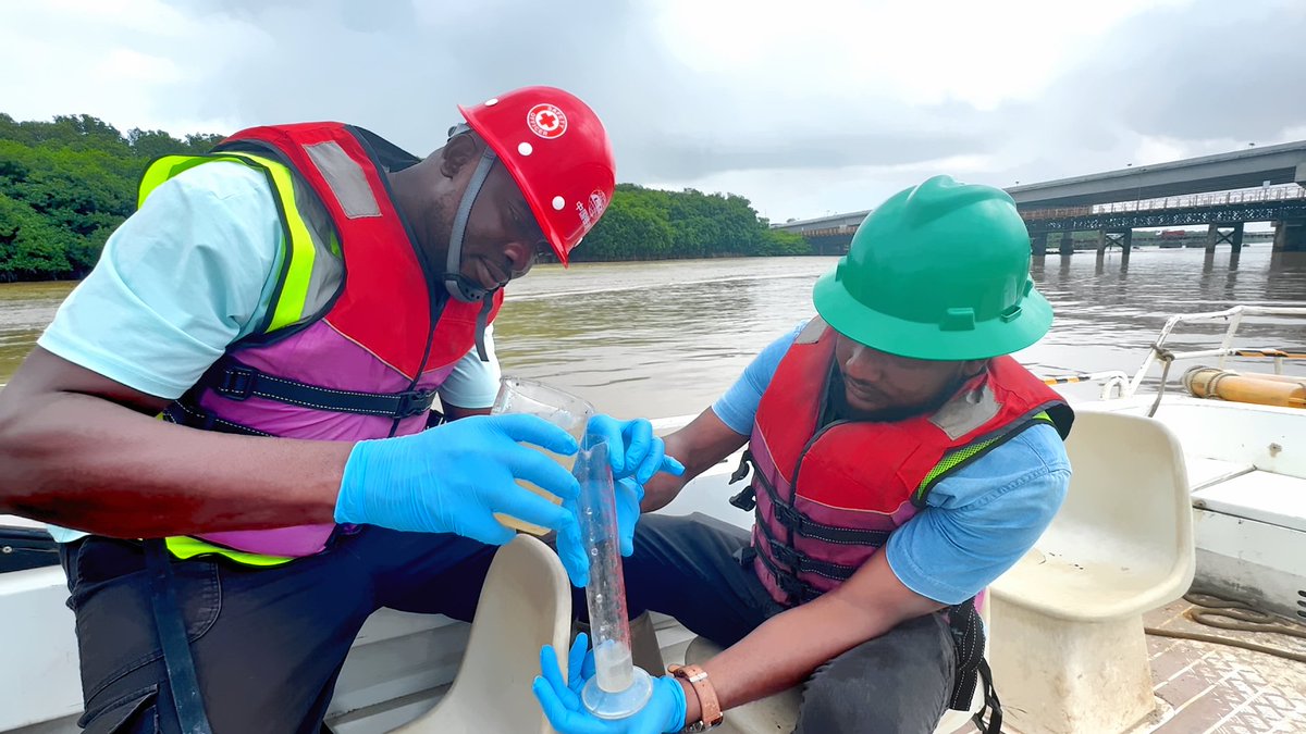 CRCC_INTL's tweet photo. At the construction site of the New Demerara River Bridge in Guyana, engineers are protecting the ecosystem through every detail. As project engineer Virendra Jeral said, behind the steel and concrete lies our respect for and commitment to protecting the local ecosystem. https://t.co/5GLzcigM7O