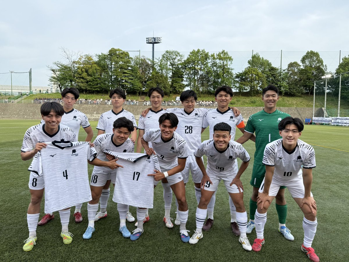 KokushikanFc's tweet photo. 🔵𝙆𝙄𝘾𝙆 𝙊𝙁𝙁⚪️
【JR東日本カップ2026 第100回関東大学サッカーリーグ戦】

第5節
#国士舘大学 vs #桐蔭横浜大学 

#kickoff !! https://t.co/vv91KNQdBD