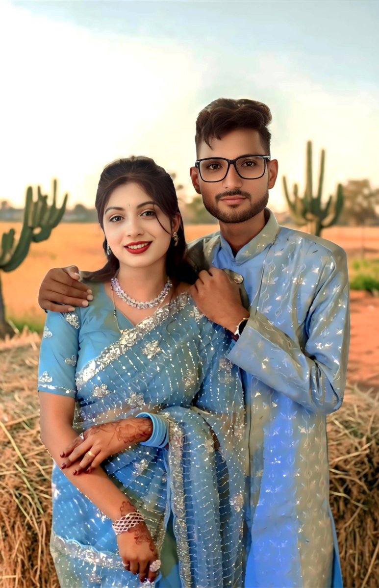 ShubhamParkhed1's tweet image. Together is a beautiful place to be ❤️
Moments filled with love, tradition, and happiness.
With Ashwini Parkhedkar 💫
#ShubhamParkhedkar
#Love #CoupleGoals #TraditionalLook #IndianCulture #AshwiniParkhedkar