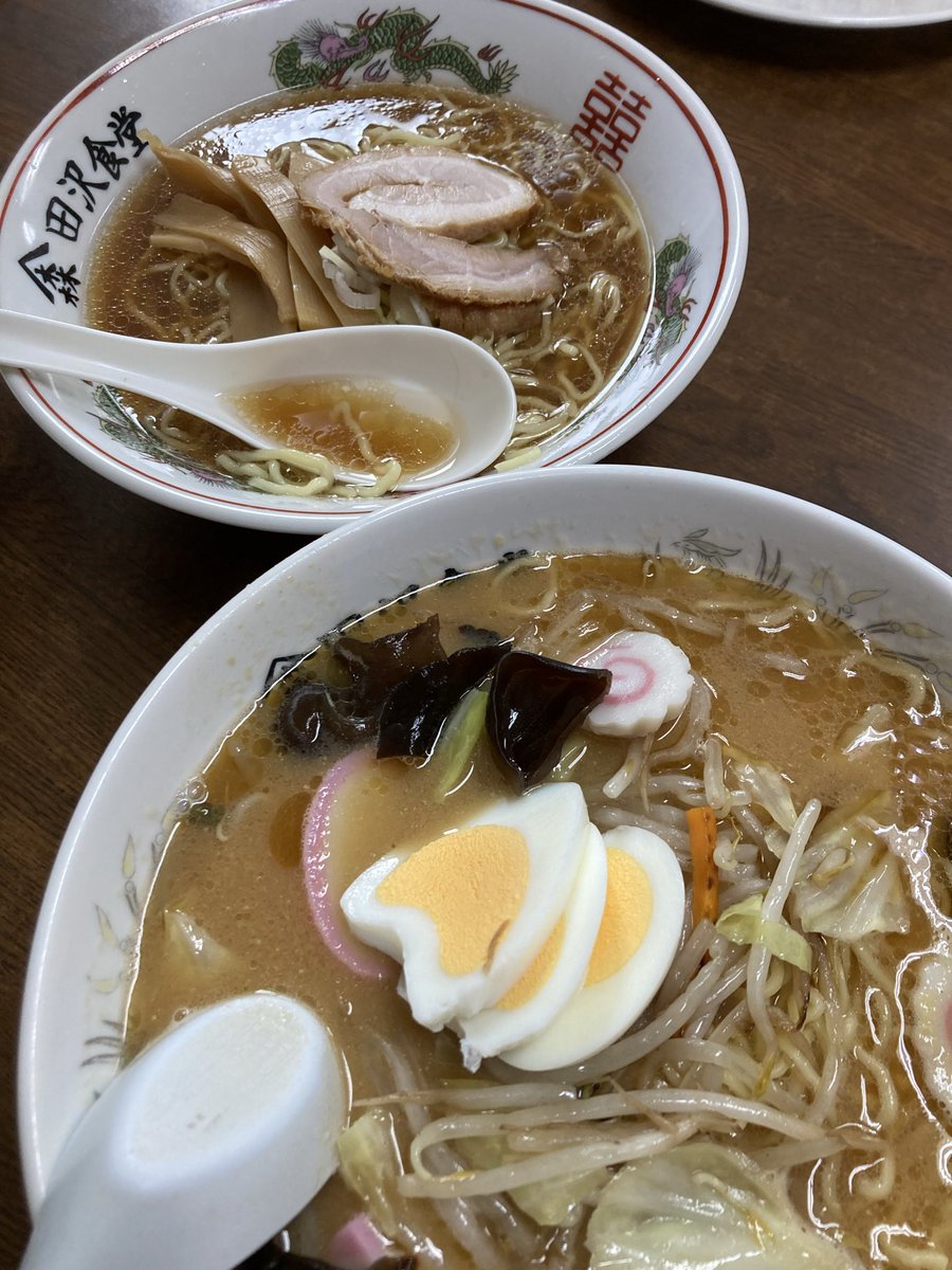 としのん tweet media