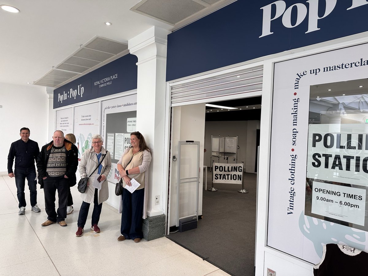 TWBC_ChiefExec's tweet photo. Couldn’t be more excited to be one of four election pilots for early voting. Polls open in two minutes (and there’s a queue in the RVP shopping centre!) https://t.co/Fdzy8aahto