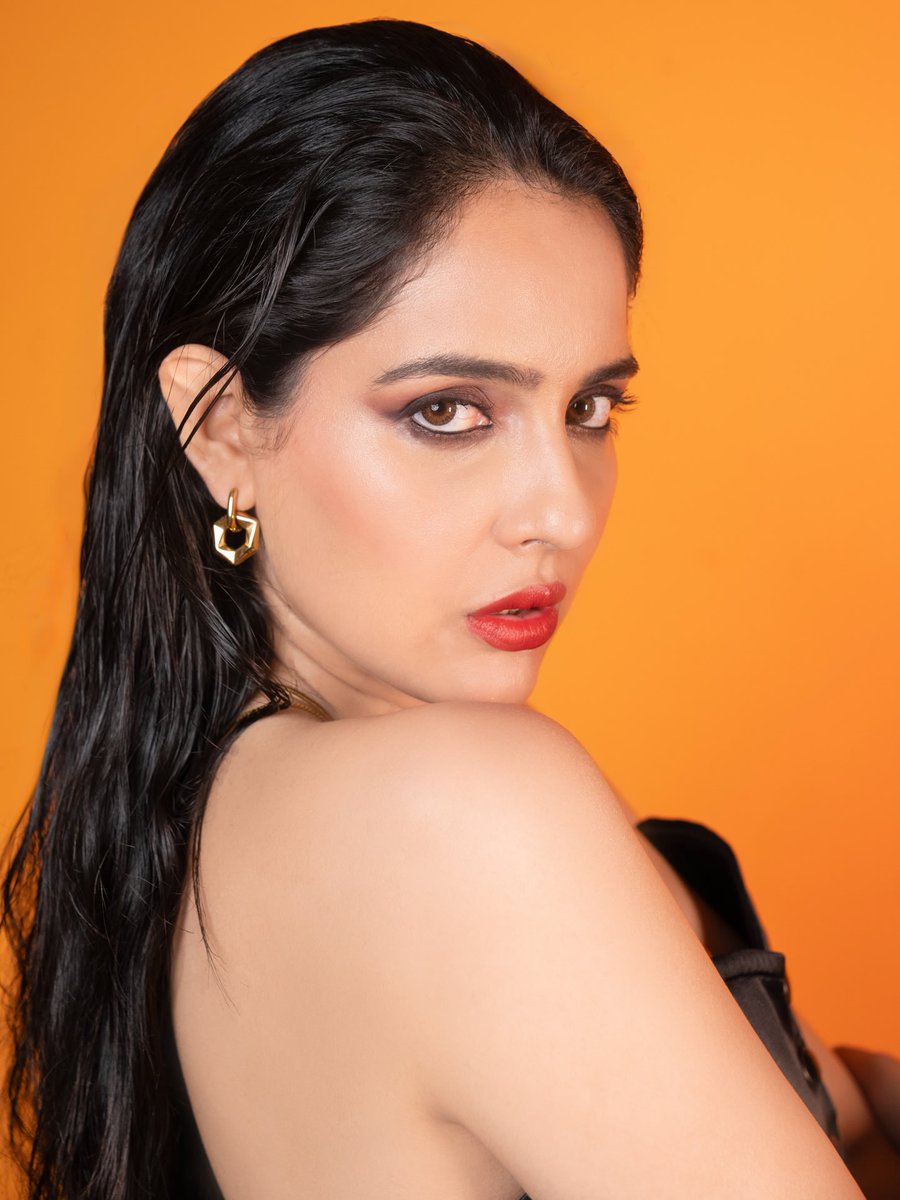 Weekendvibes_'s tweet photo. Malvi Malhotra 🖤
#Malvi #MalviMalhotra https://t.co/5ZsiOrOqHu