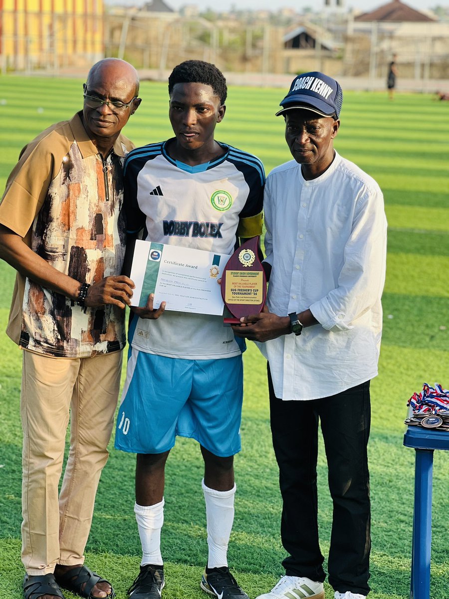 StudentUnionOOU's tweet photo. Congratulations to the Department of Mass Communication on emerging as champions of the OOUSUG Freshers’ Cup! Your victory is a reflection of teamwork, determination, and excellence. Well deserved. Wishing you even greater success ahead. 🏆🎉 https://t.co/8CqEMHbyZ5