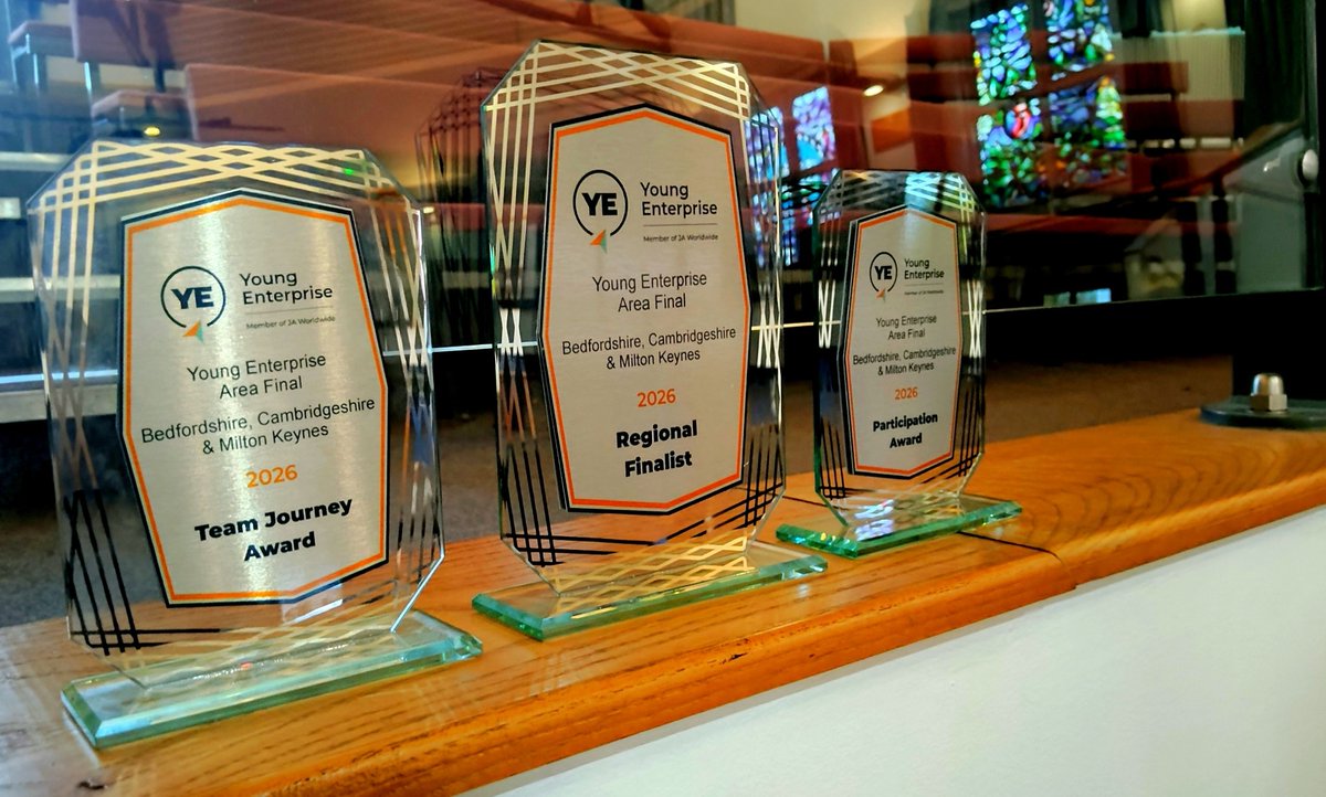 KHPschool's tweet photo. The Young Enterprise team attended the Area Final at Bedford School, where they set up a professional trade stand, took part in a formal interview, and delivered a presentation outlining their business journey. https://t.co/9dBZ5dgQRs
